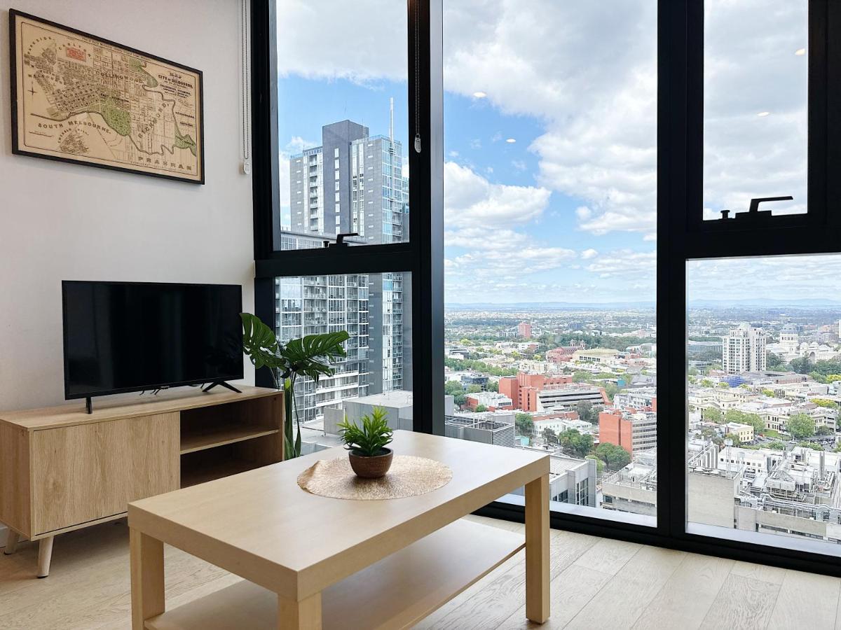 メルボルンBeautiful Skyview Cbd Highrise 3Beds With Carpark Availableアパートメント エクステリア 写真