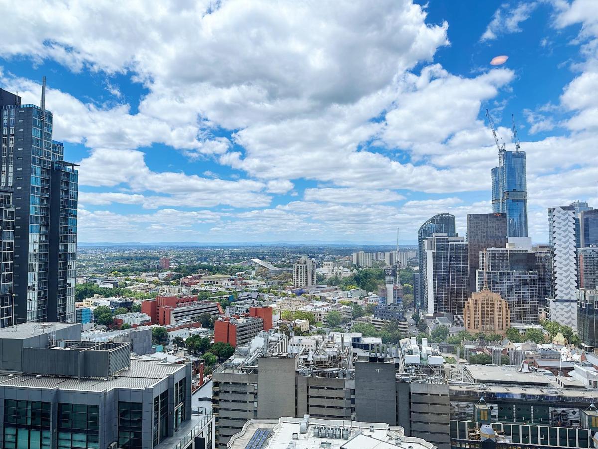 メルボルンBeautiful Skyview Cbd Highrise 3Beds With Carpark Availableアパートメント エクステリア 写真